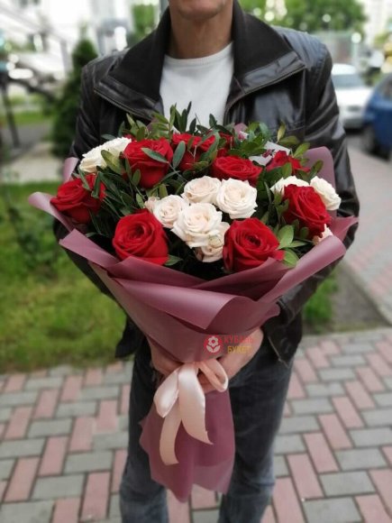 Букет цветов «Утренняя прохлада» заказать за 4 969 руб. с доставкой