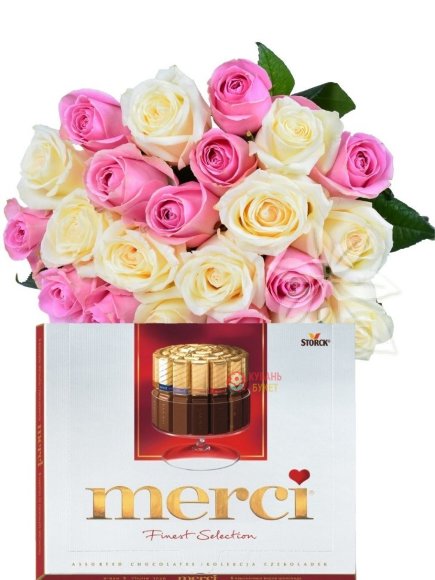 Букет розовых и белых роз с конфетами "Merci" заказать за 4 900 руб. с доставкой